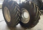 Michelin Multibib 540/65R30 op verstelbare velgen