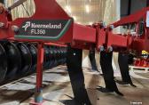 Kverneland FL 350  V Woeler met press wals