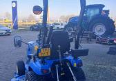 New Holland Boomer 25 met maaidek en 3 punt hef