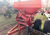 Rauch Kuhn MDS 921 op troley