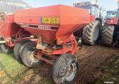 Rauch Kuhn MDS 921 op troley