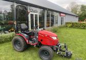 TYM 2505 met fronthef