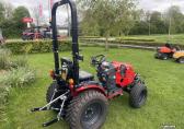 TYM 2505 met fronthef