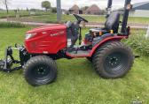 TYM 2505 met fronthef